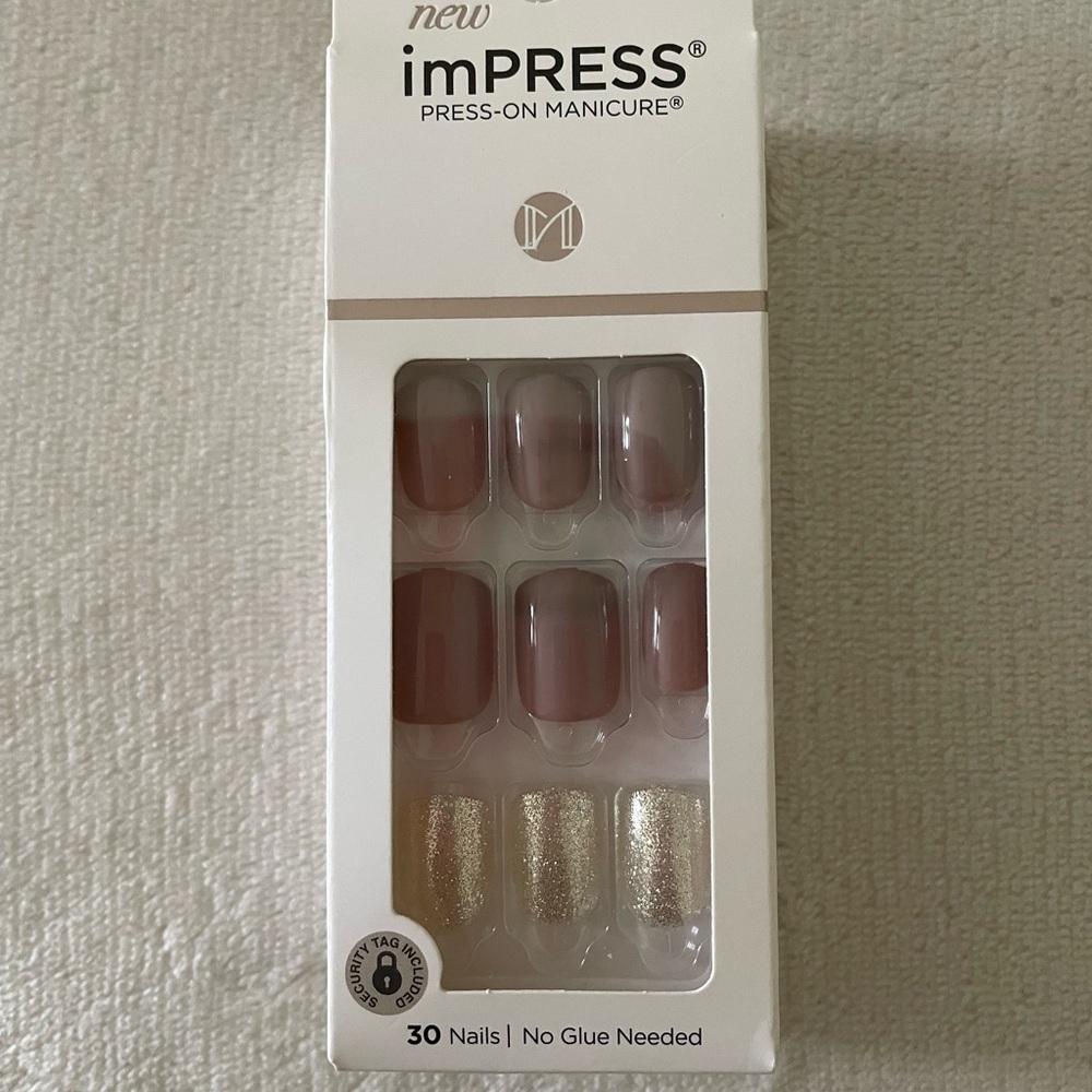 imPRESS PureFit Press-On Nails